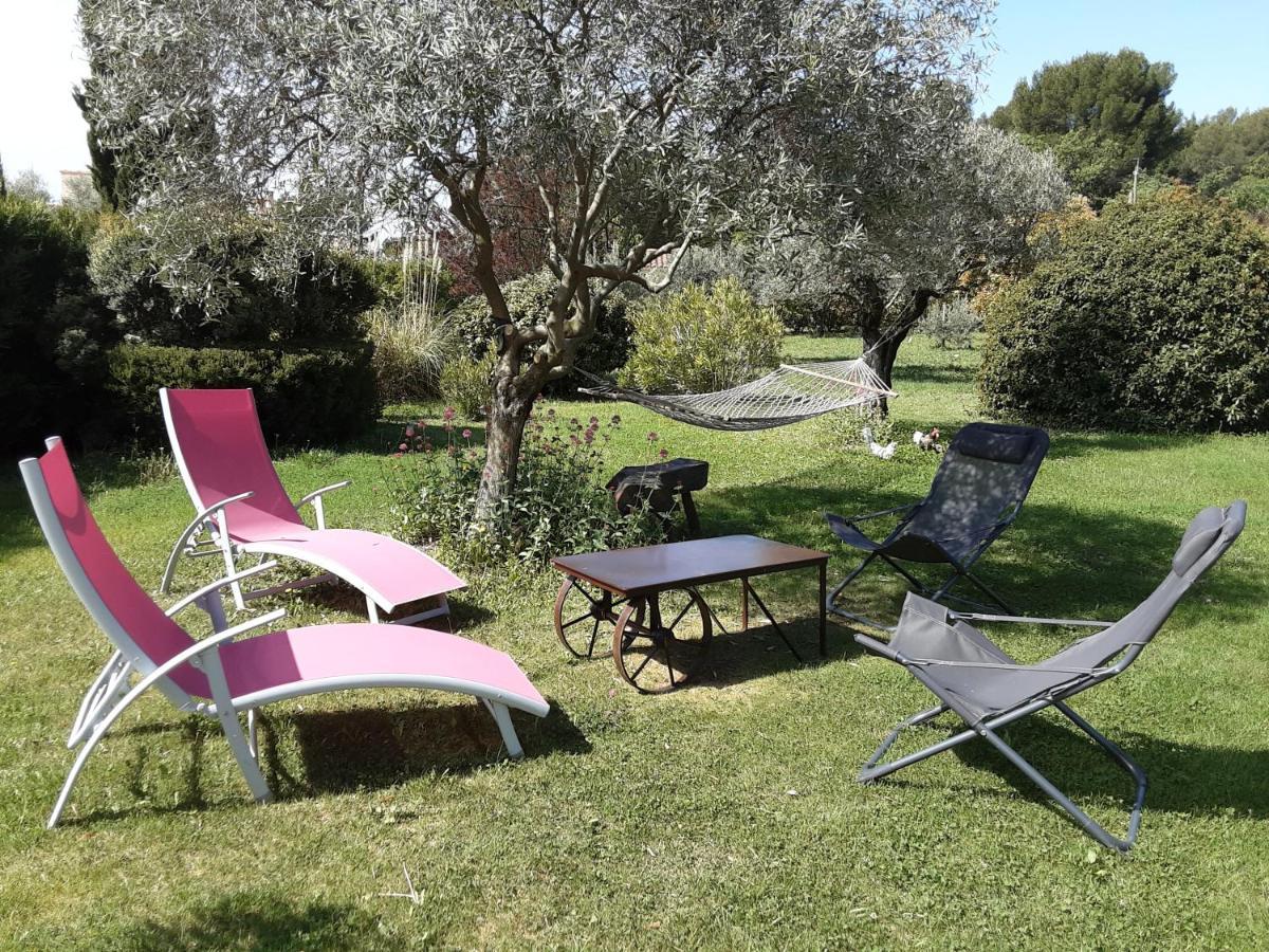 L'Eolyre Bed and Breakfast La Motte-d'Aigues Exteriör bild