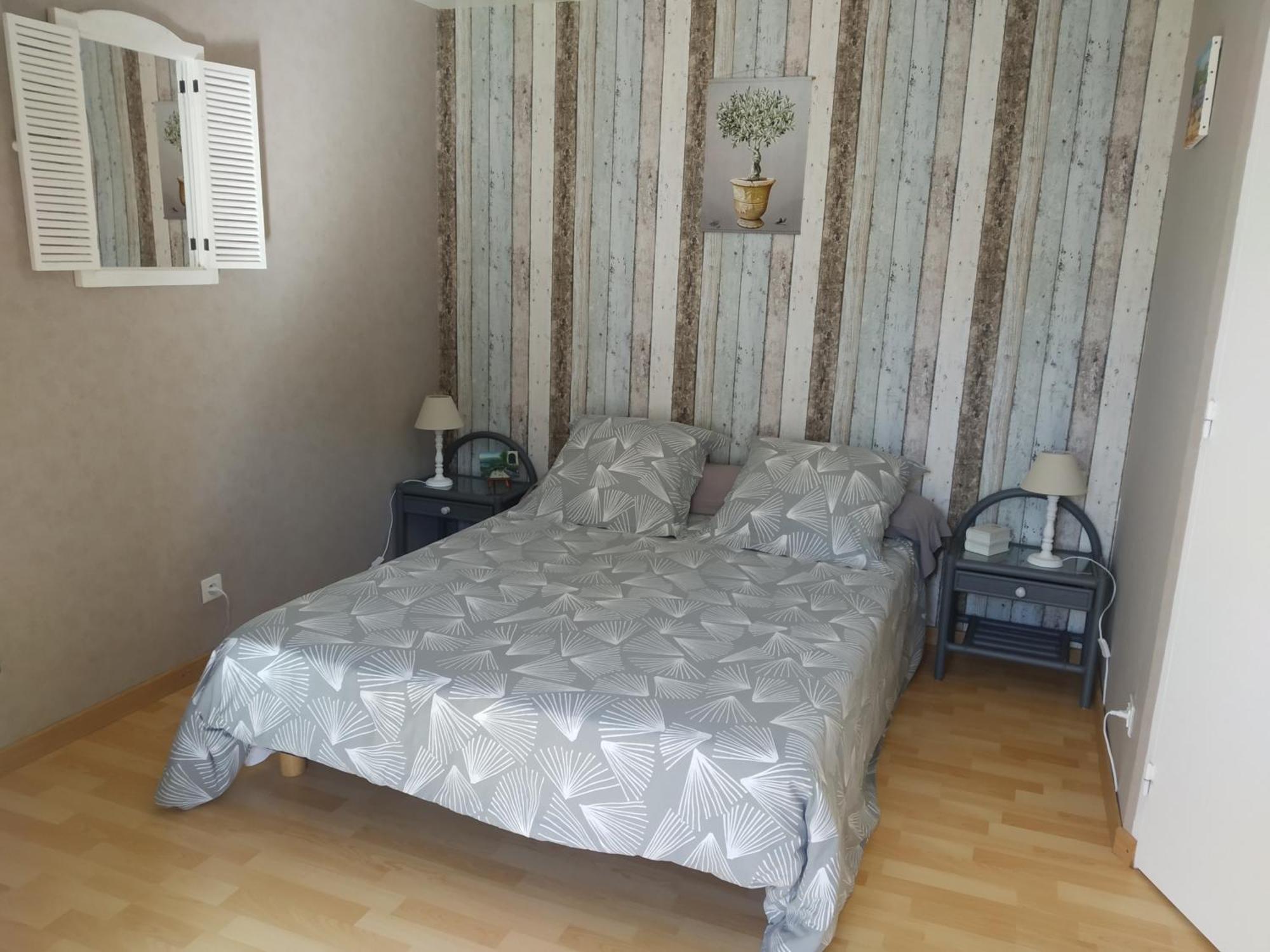 L'Eolyre Bed and Breakfast La Motte-d'Aigues Exteriör bild